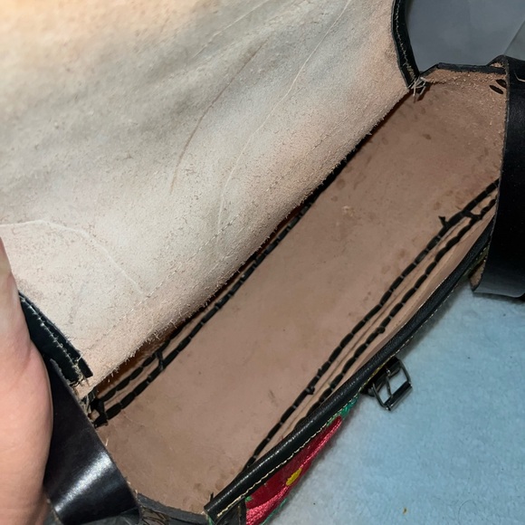 💐 Beautiful Hand Crafted Handbag 💐 - Picture 7 of 11